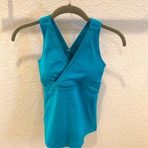 Lululemon Deep V Sports Tank. Size 6. Blue/green
